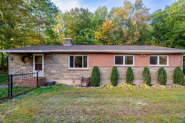 $399,900 | 30 Center Street, Ashburnham, MA 01430