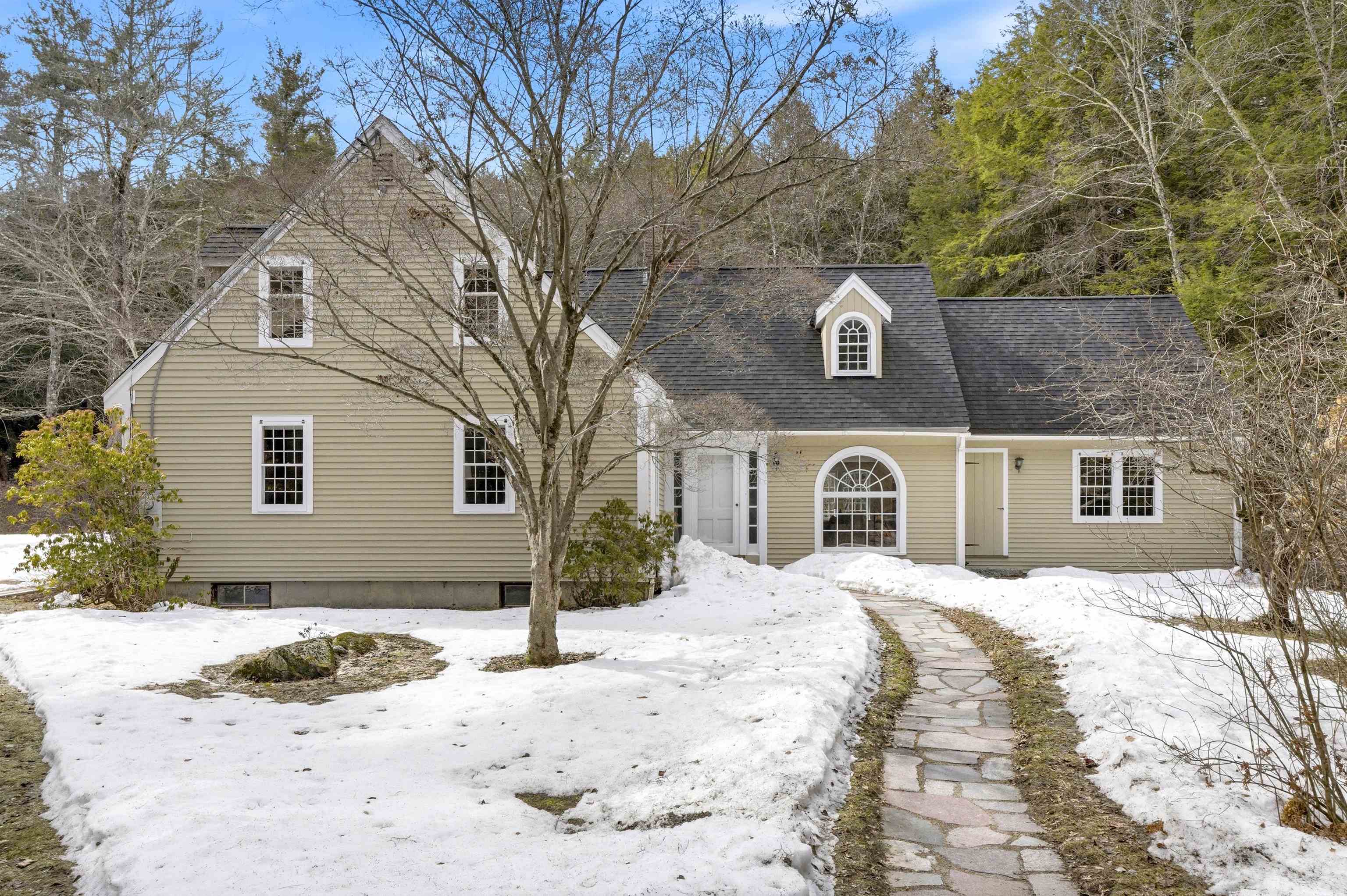 75 Clark Mill Road Weare, NH 03281 - Photo 1 of 60 Gallery Image 1