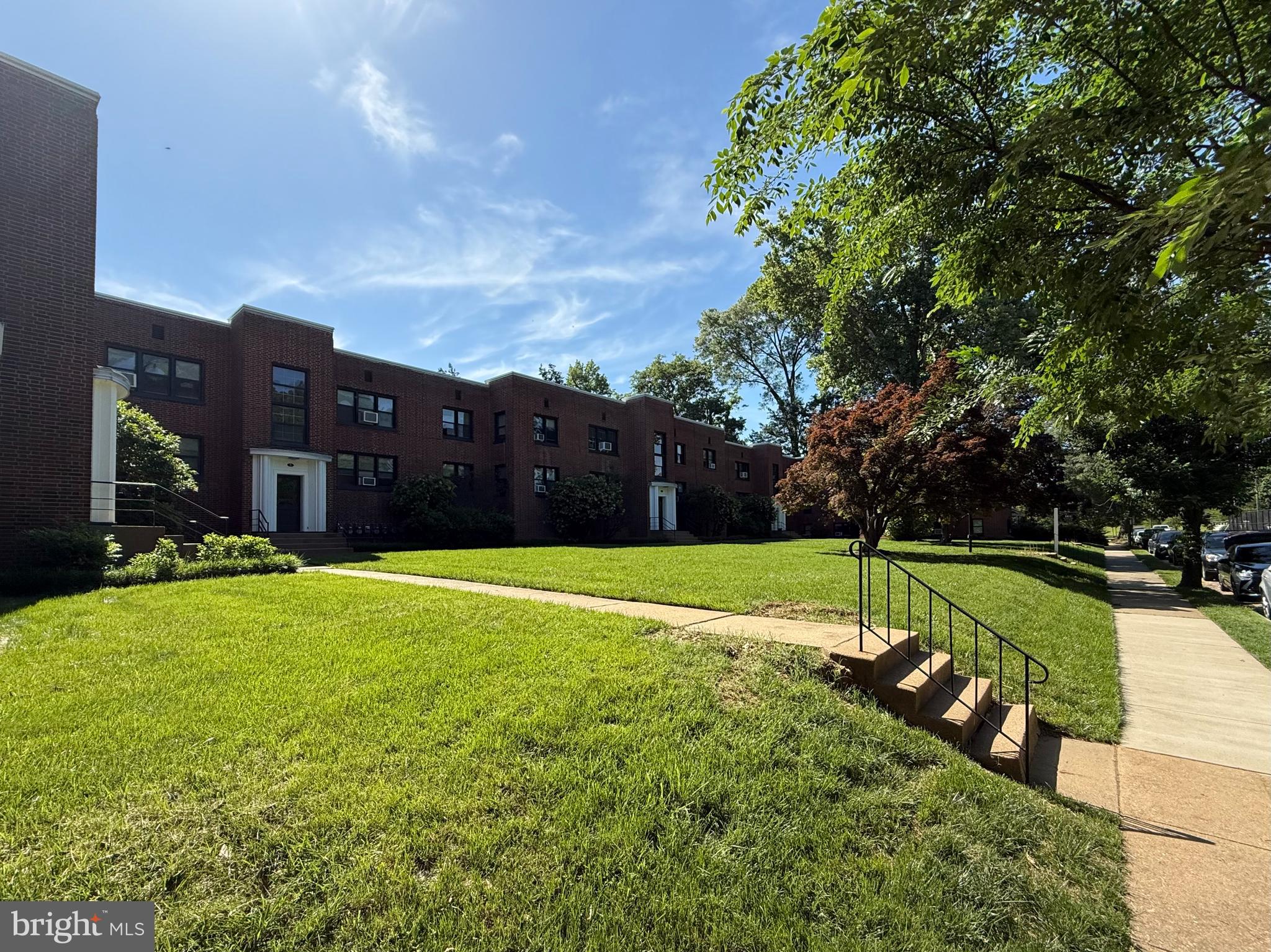 1400 Kenmore Avenue, Unit E1 Fredericksburg, VA 22401 - Photo 10 of 11 a view of a outdoor space