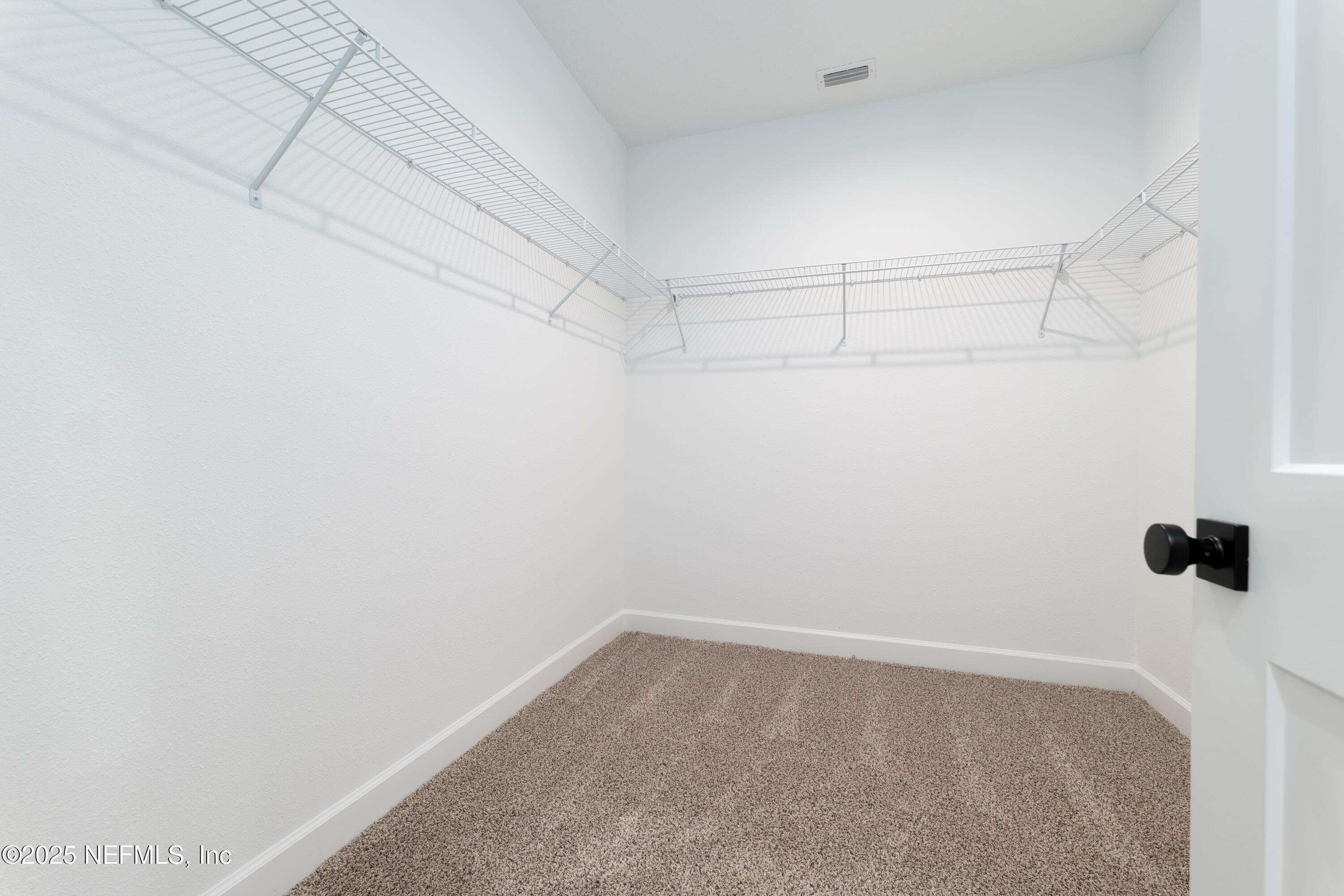 2482 Oleander Avenue Middleburg, FL 32068 - Photo 24 of 34 a view of a small space