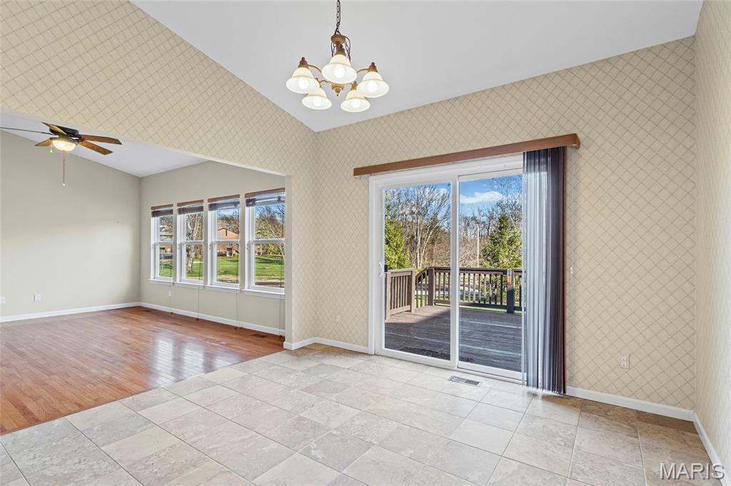 104 Amiot Court Chesterfield, MO 63146 - Photo 13 of 40