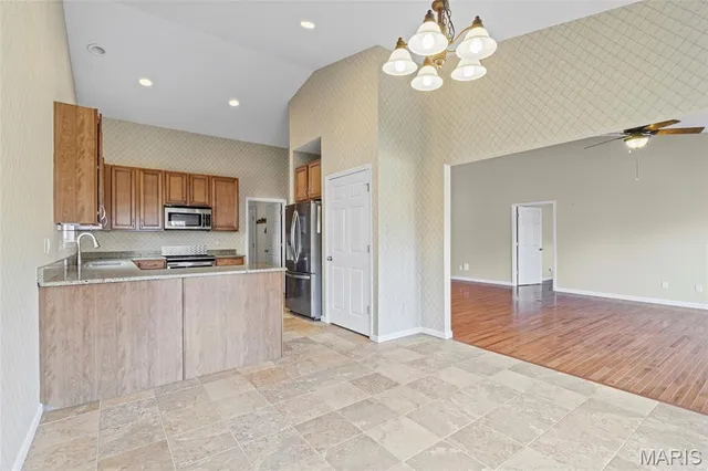 $430,000 | 104 Amiot Court, Chesterfield, MO 63146