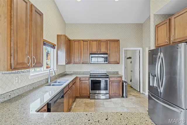 $430,000 | 104 Amiot Court, Chesterfield, MO 63146