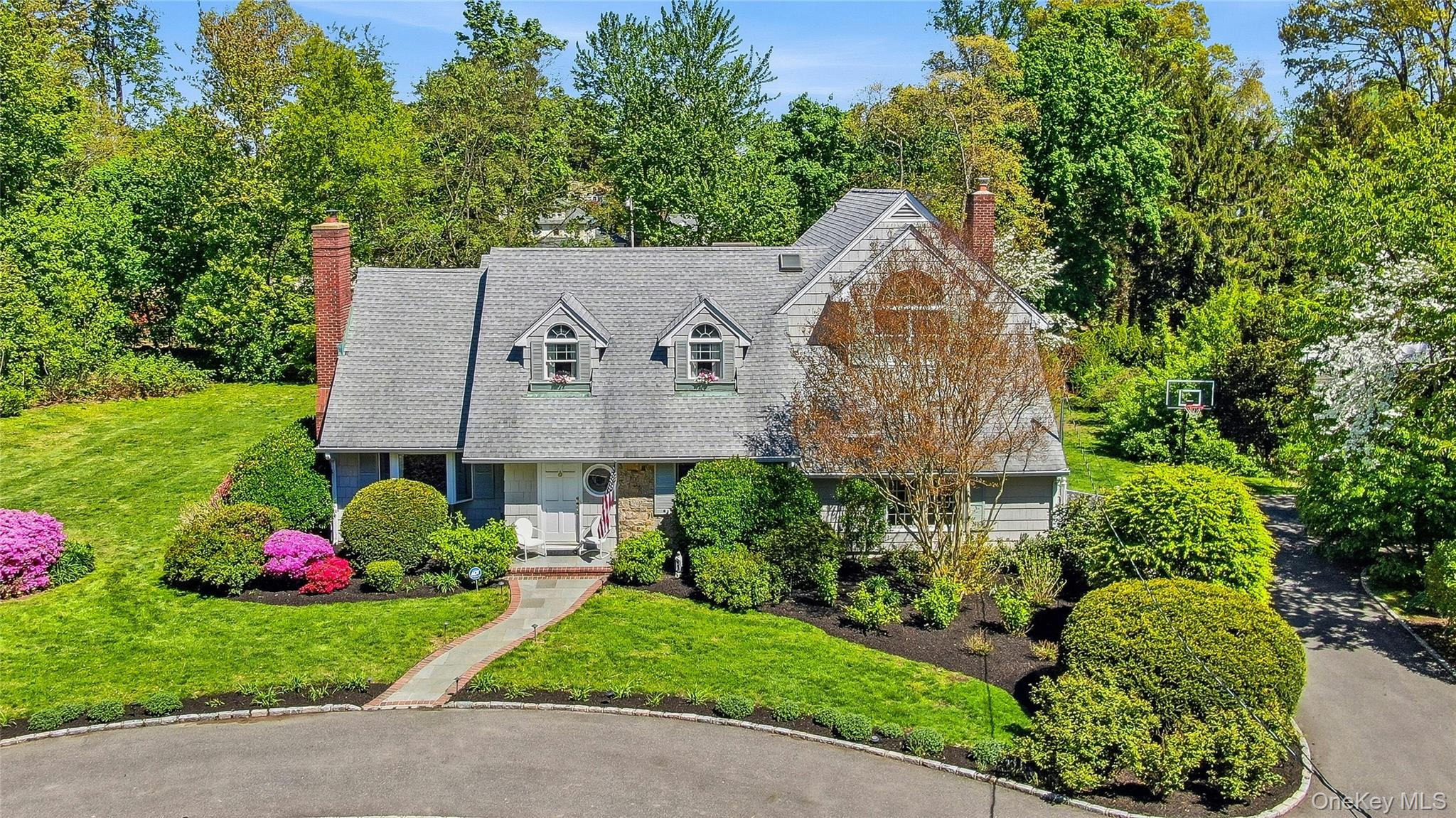 9 Townsend Road Glen Cove, NY 11542 - Photo 42 of 48 a aerial view of a house