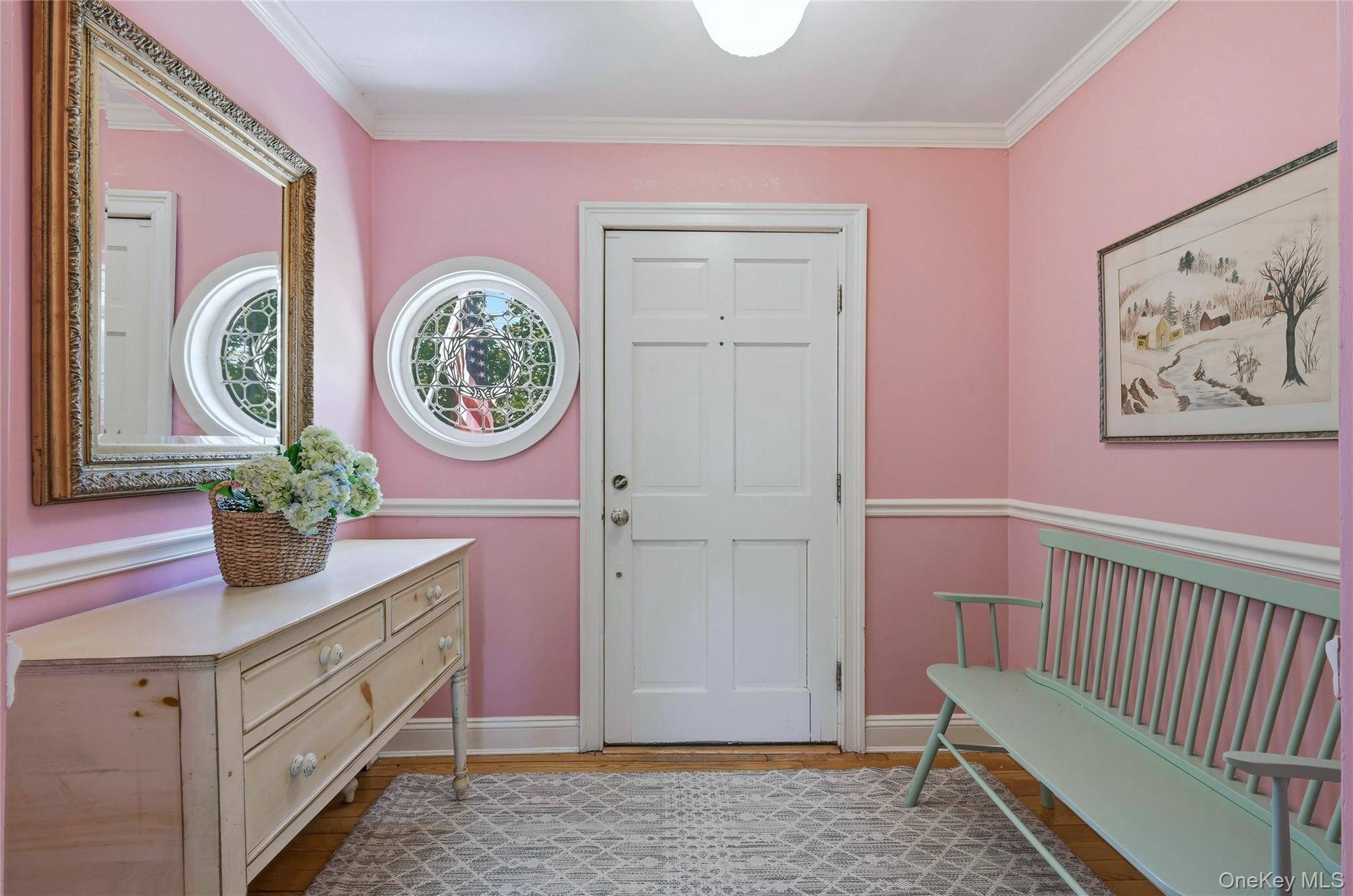 9 Townsend Road Glen Cove, NY 11542 - Photo 5 of 48 a view of room with furniture and wooden floor