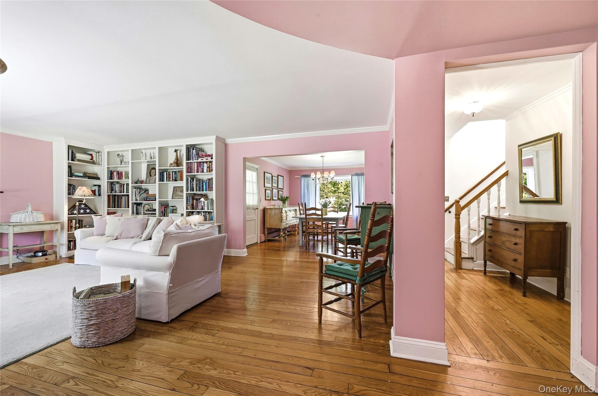 9 Townsend Road Glen Cove, NY 11542 - Photo 6 of 48 a living room with furniture wooden floor and a table