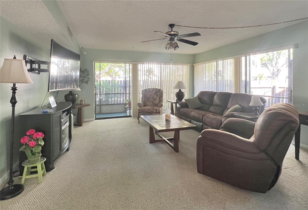 700 Starkey Road, Unit 814 Largo, FL 33771 - Photo 10 of 50 Gallery Image 10