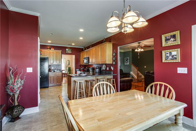 1016 Hummingbird Lane Spring Hill, TN 37174 - Photo 8 of 20 Your dinner parties will never be the same!