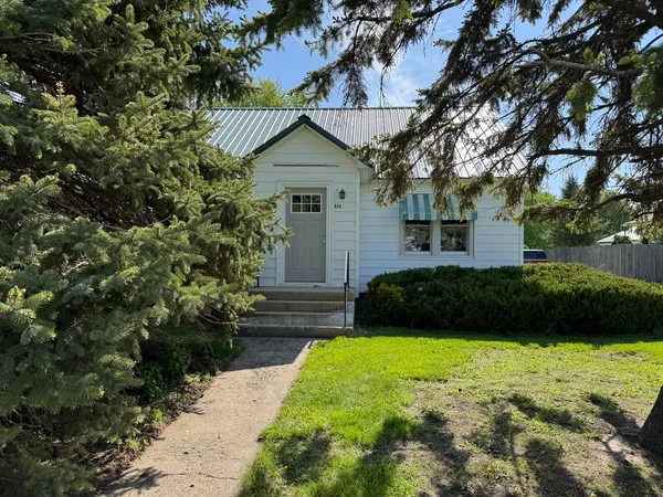$216,000 | 310 North Main Street, Creston, IL 61068