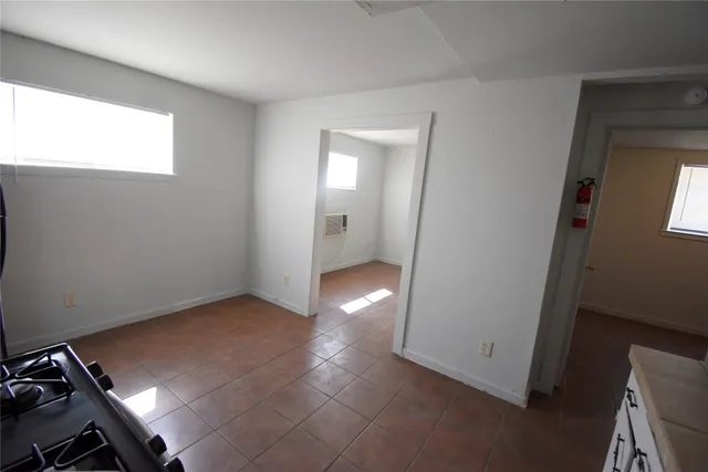 $799 | 4353 Brinkley Street, Unit 5, Houston, TX 77051