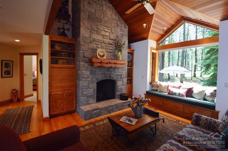 70313 Arvensis Black Butte Ranch, OR 97759 - Photo 10 of 25 Additional Photo