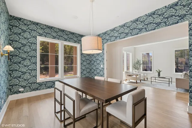 $1,695,000 | 146 Sterling Lane, Wilmette, IL 60091