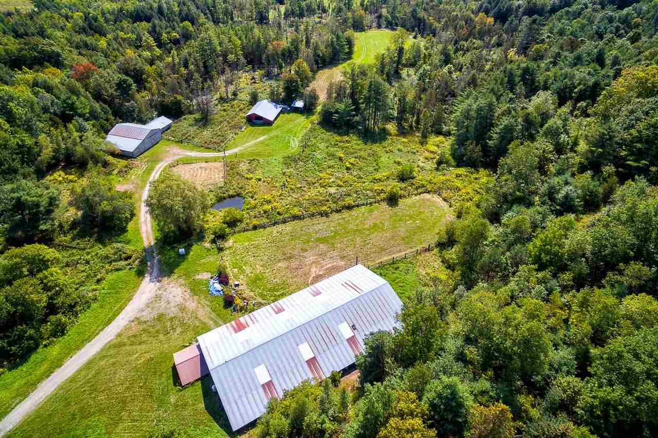 153 Rob Shaw Place Rutland Town, VT 05701 - Photo 3 of 39