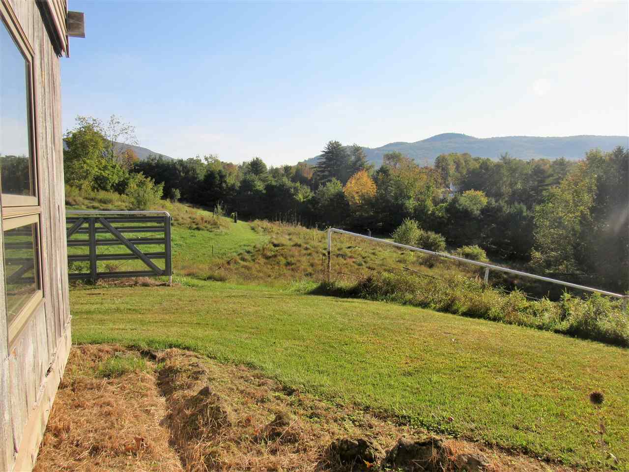 153 Rob Shaw Place Rutland Town, VT 05701 - Photo 4 of 39