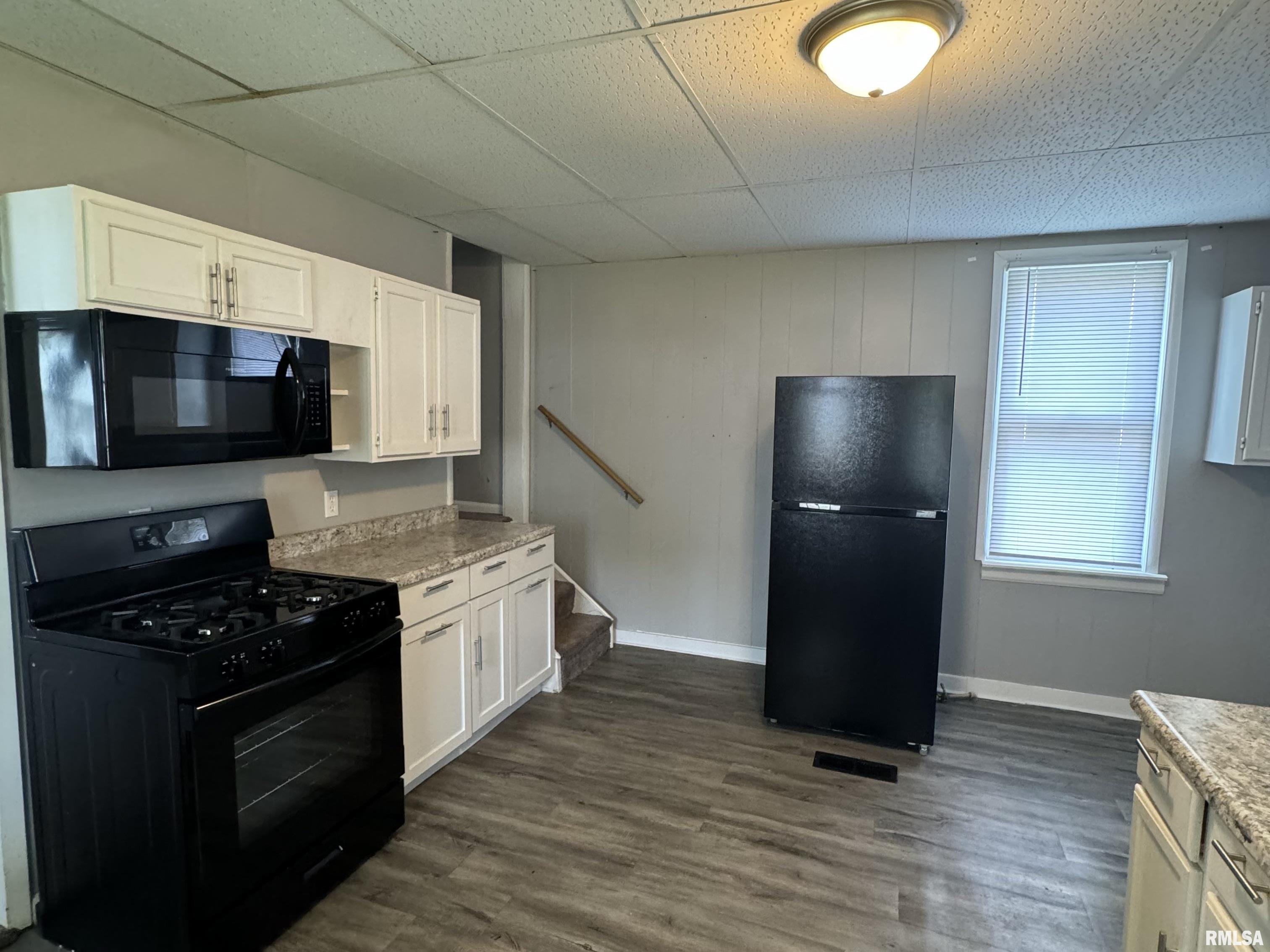 1848 3rd Street Moline, IL 61265 - Photo 13 of 21 Gallery Image 13