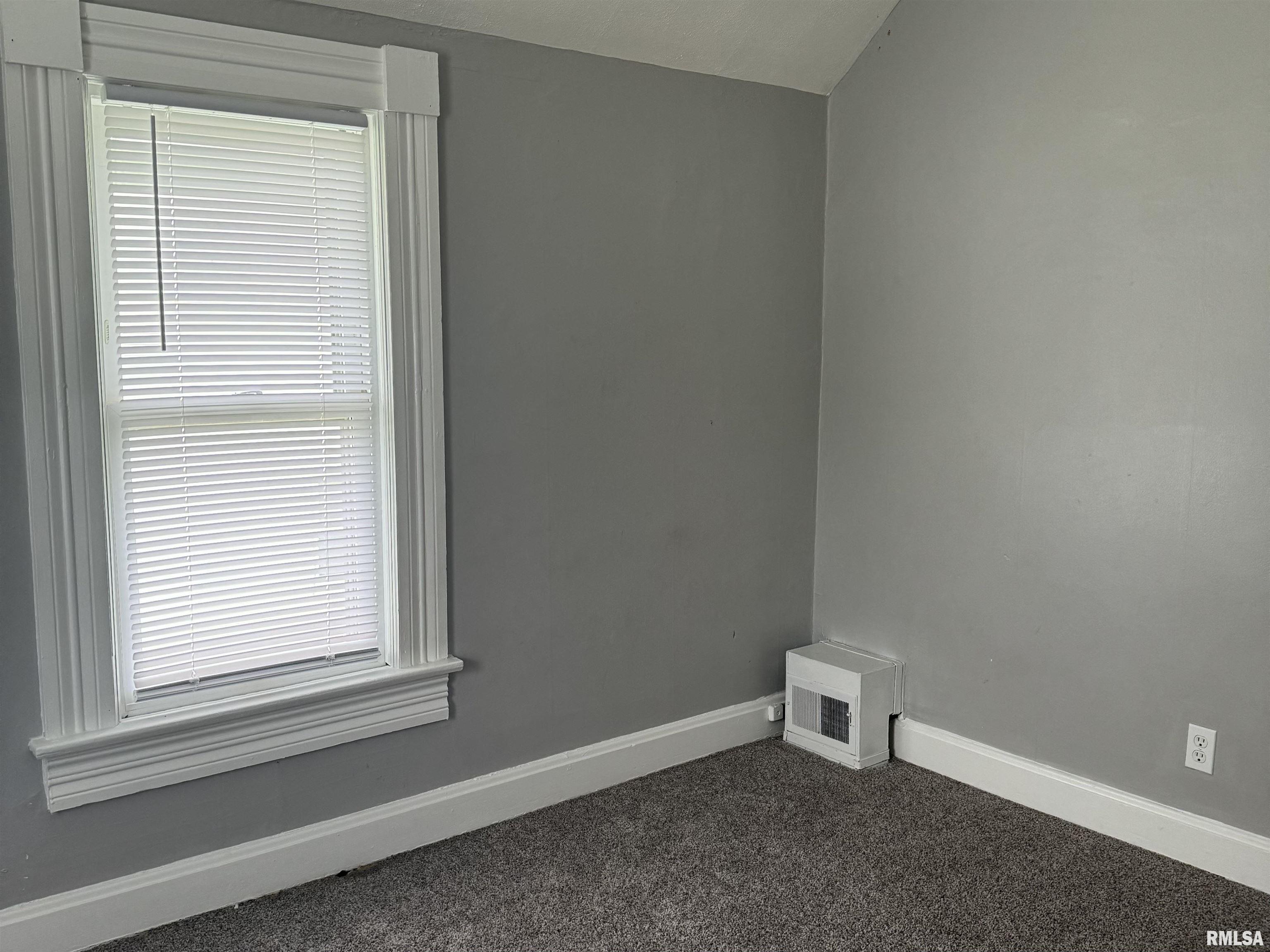 1848 3rd Street Moline, IL 61265 - Photo 15 of 21 Gallery Image 15