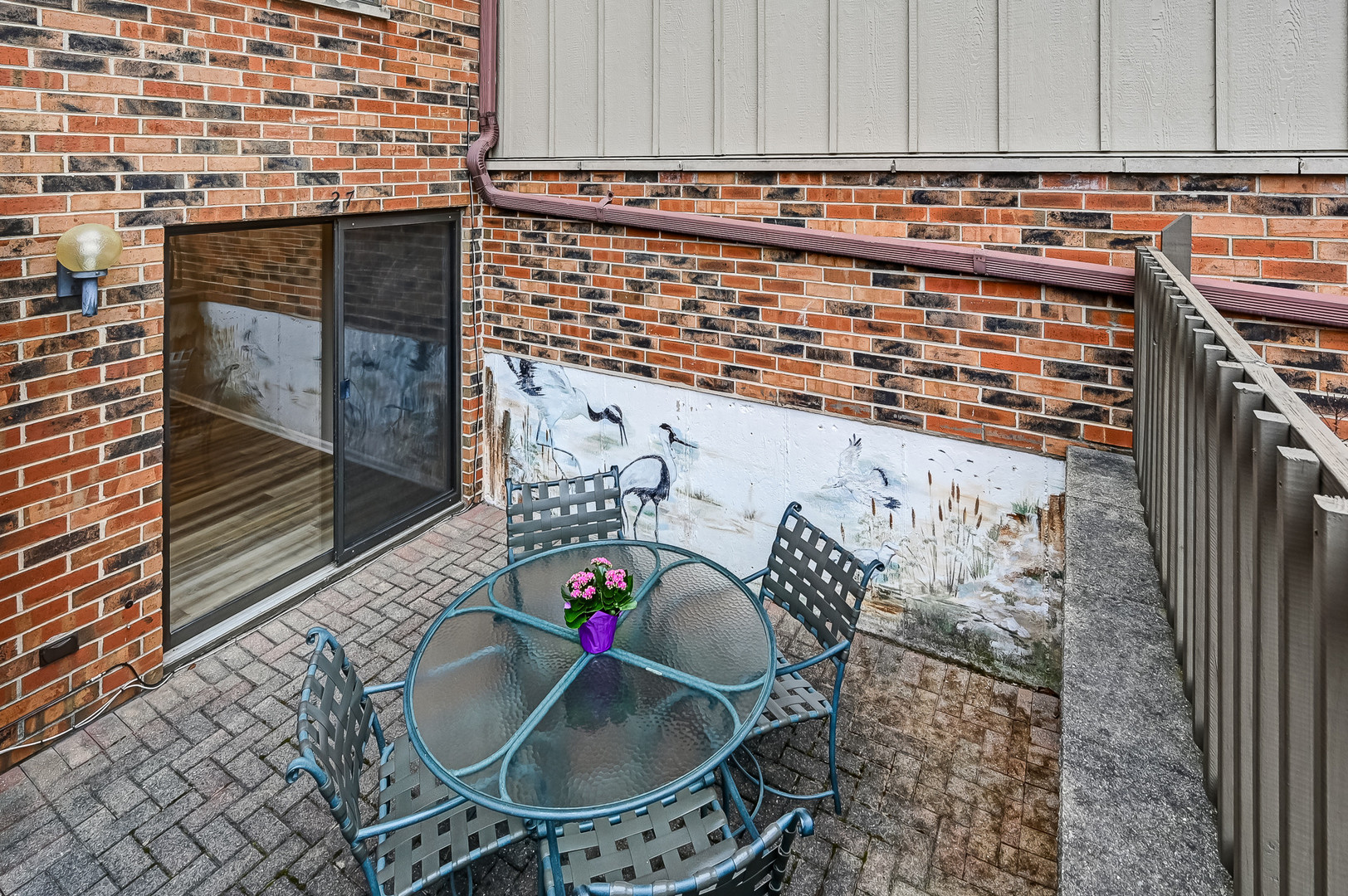 27 Windward Circle Willowbrook, IL 60527 - Photo 26 of 35 a bathroom with a sink and a mirror
