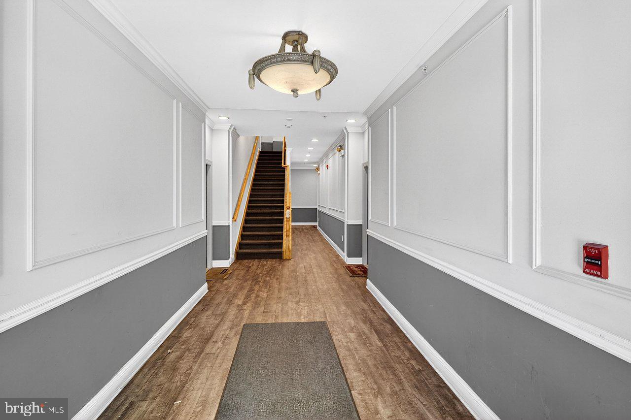 23 Kyle Way Ewing, NJ 08628 - Photo 4 of 30
