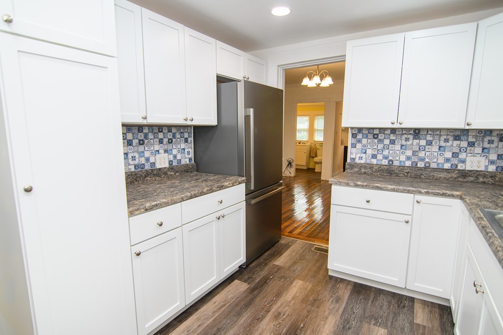 23482 Saxis Road Sanford, VA 23426 - Photo 13 of 37 Kitchen view 2