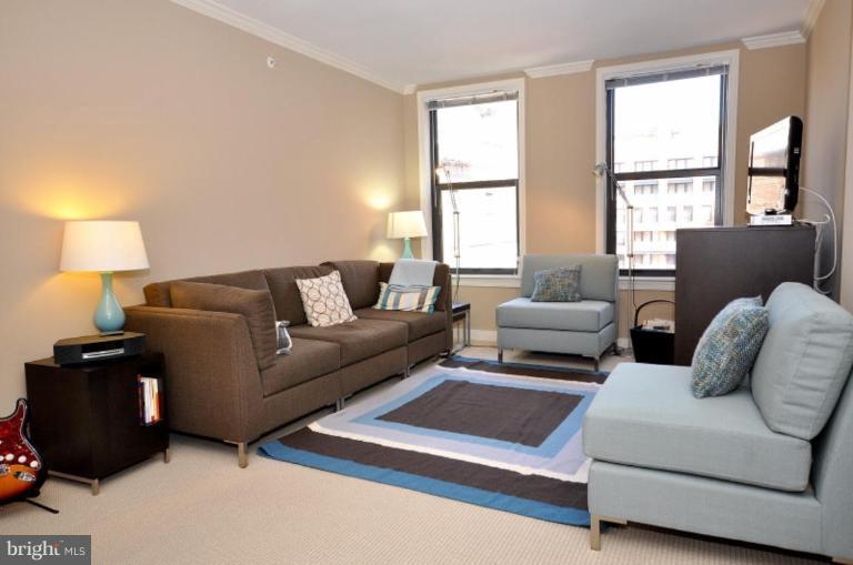 631 D Street Northwest, Unit 1037 Washington, DC 20004 - Photo 15 of 19 Living Room #2
