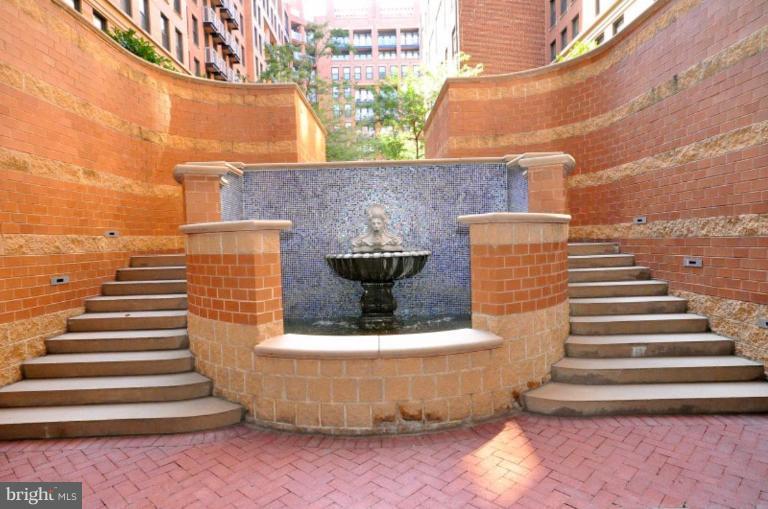 631 D Street Northwest, Unit 1037 Washington, DC 20004 - Photo 17 of 19 Entrance to Courtyard