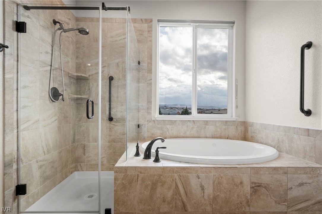 3020 Ethelinda Way Reno, NV 89521 - Photo 14 of 23 Primary bath