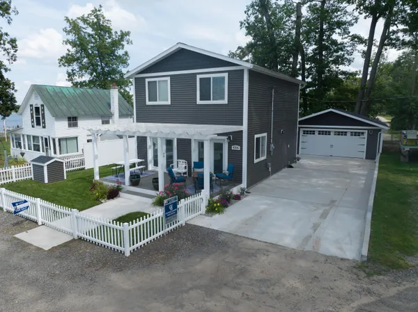 $399,900 | 8306 Branch Road, Orleans, MI 48865