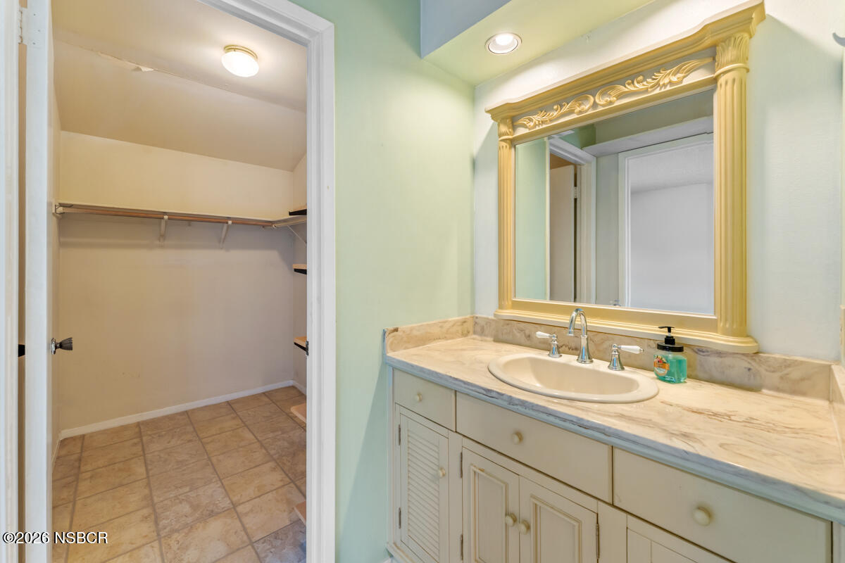 222 North R Street Lompoc, CA 93436 - Photo 20 of 35 Primary Bath