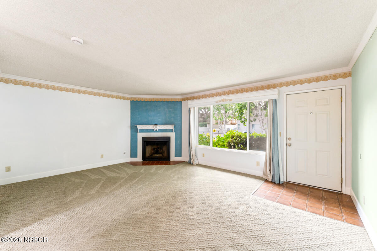 222 North R Street Lompoc, CA 93436 - Photo 4 of 35 Living Room