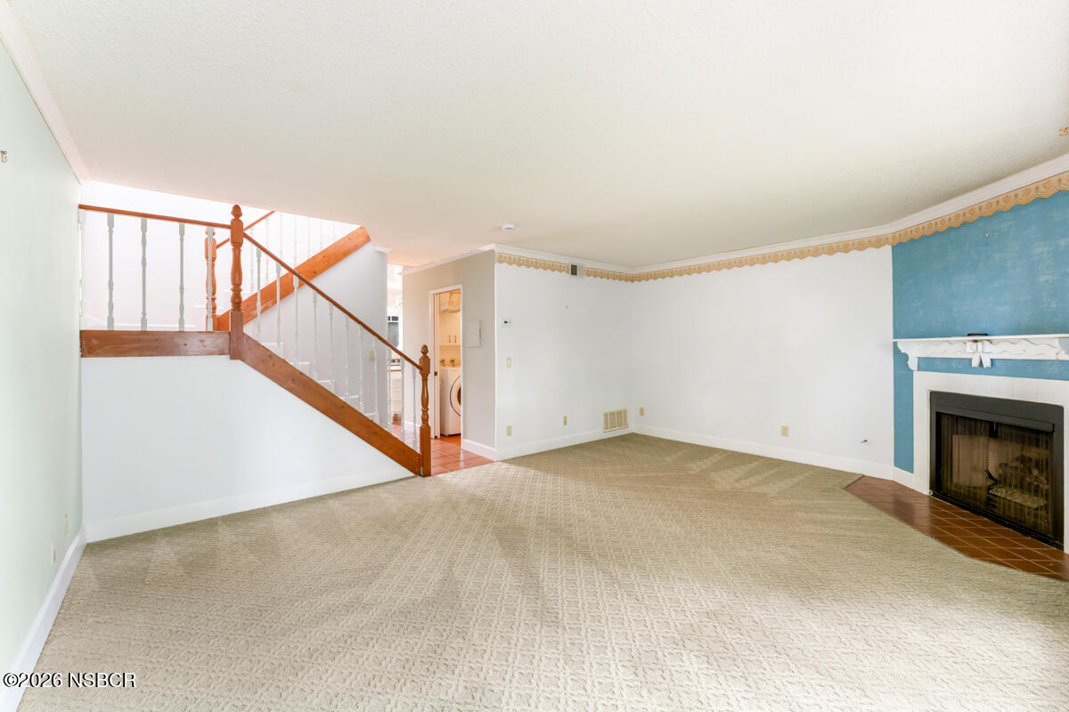 222 North R Street Lompoc, CA 93436 - Photo 6 of 35 Living Room