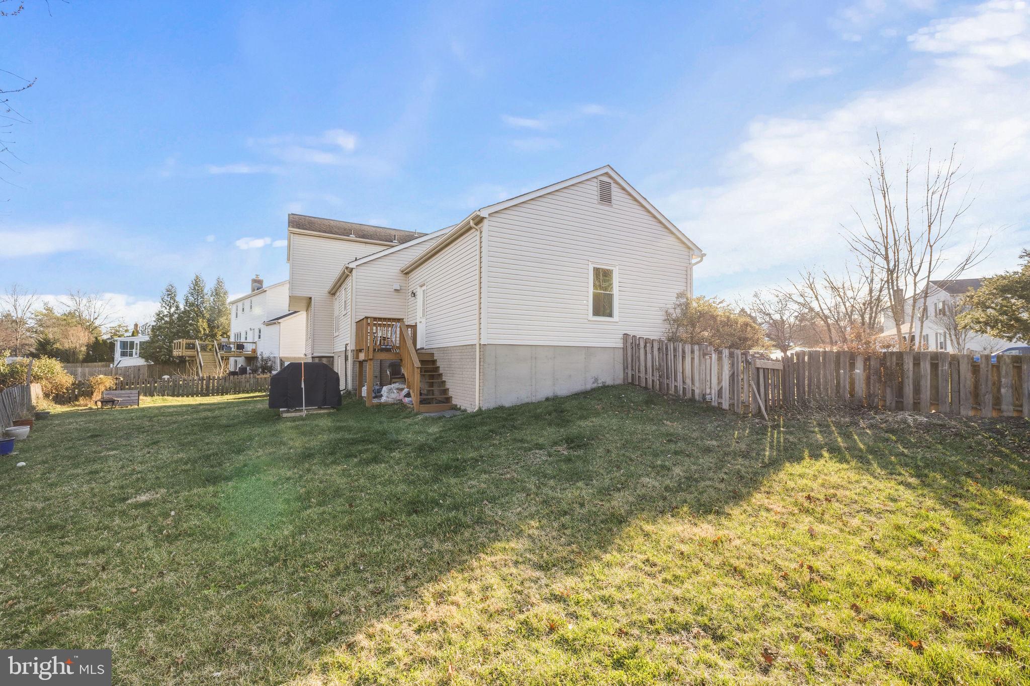 4357 Cub Run Road Chantilly, VA 20151 - Photo 30 of 40 a view of a backyard
