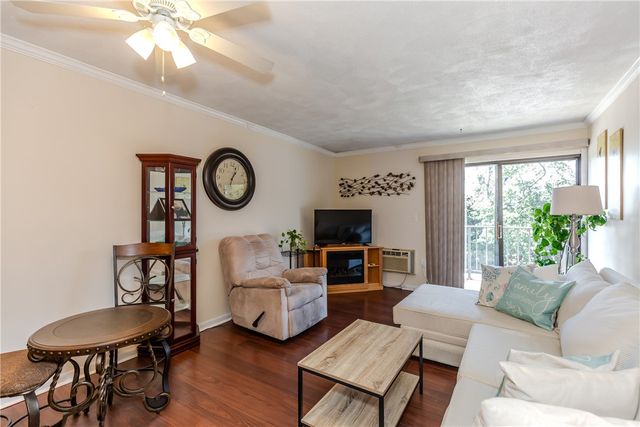 $222,000 | 750 Quaker Lane, Unit B308, Warwick, RI 02818