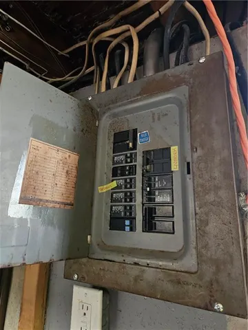 $200,000 | 8212 Northeast 51st Street, Kansas City, MO 64119