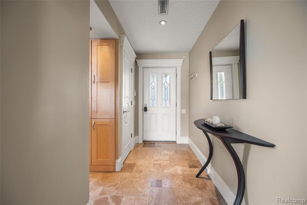 31705 South River Road, Unit B Harrison Township, MI 48045 - Photo 40 of 40 Gallery Image 40