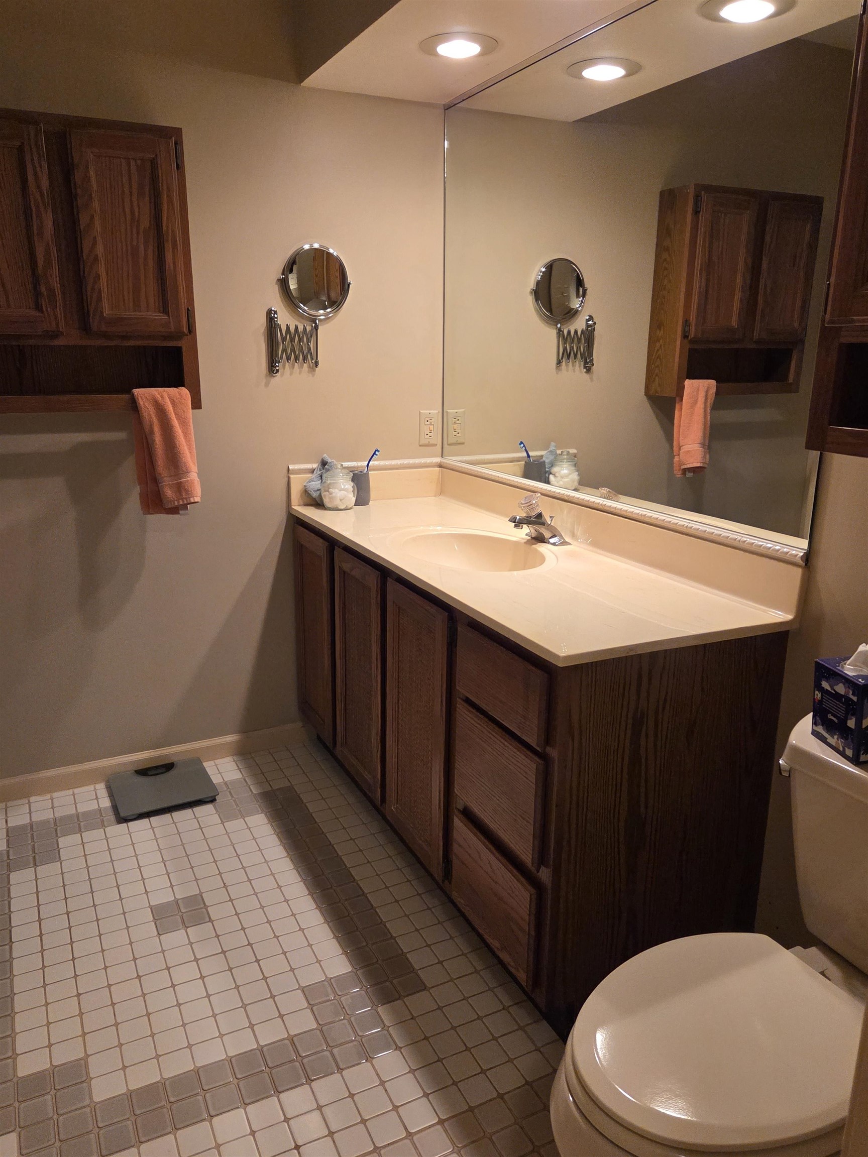 1514 Golf View Road, Unit E Madison, WI 53704 - Photo 17 of 25