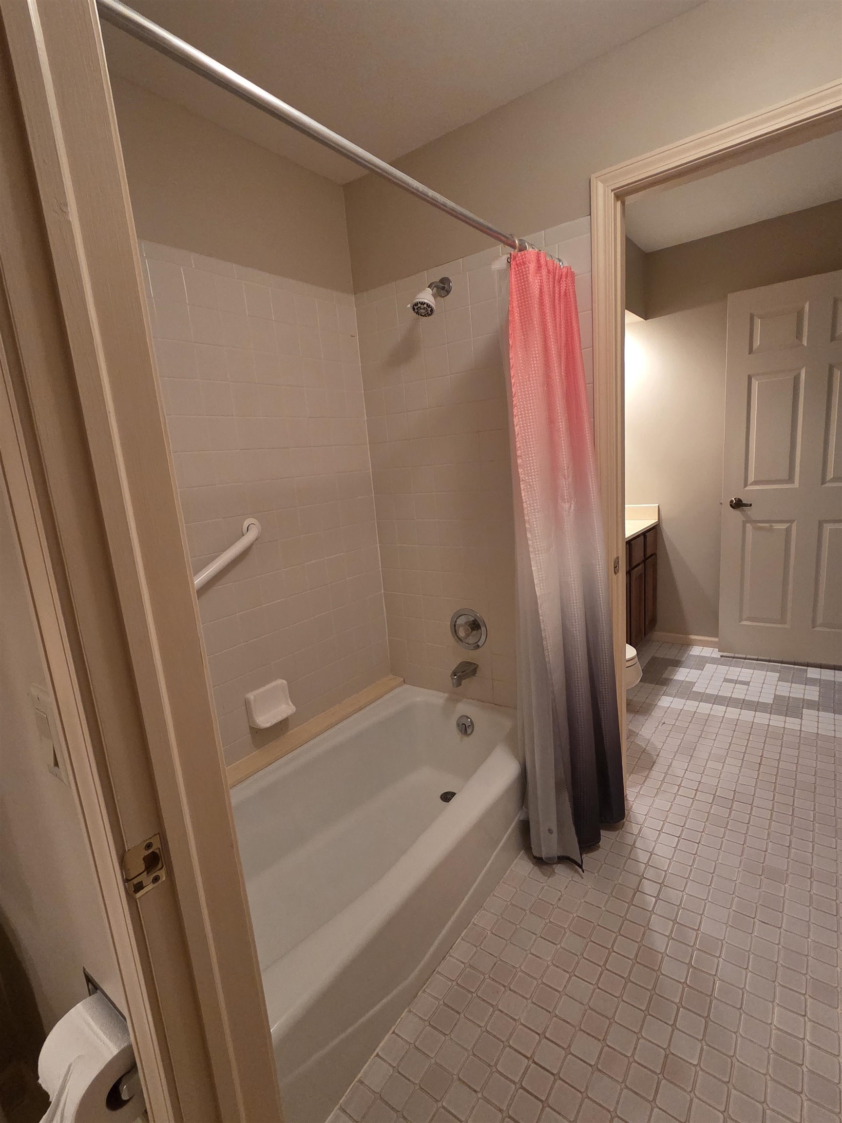 1514 Golf View Road, Unit E Madison, WI 53704 - Photo 18 of 25