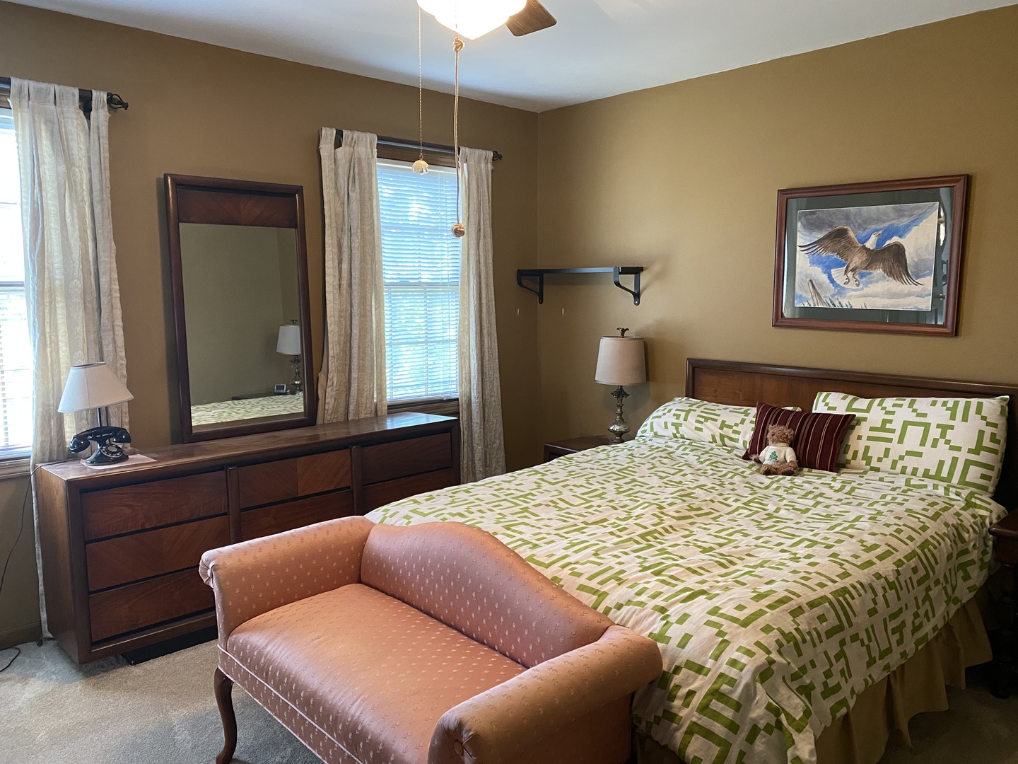 621 Young Avenue Batavia, IL 60510 - Photo 22 of 32 a bedroom with a bed and a dresser