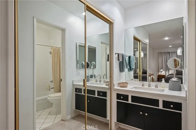 $790,000 | 2345 Roscomare Road, Unit 302, Los Angeles, CA 90077