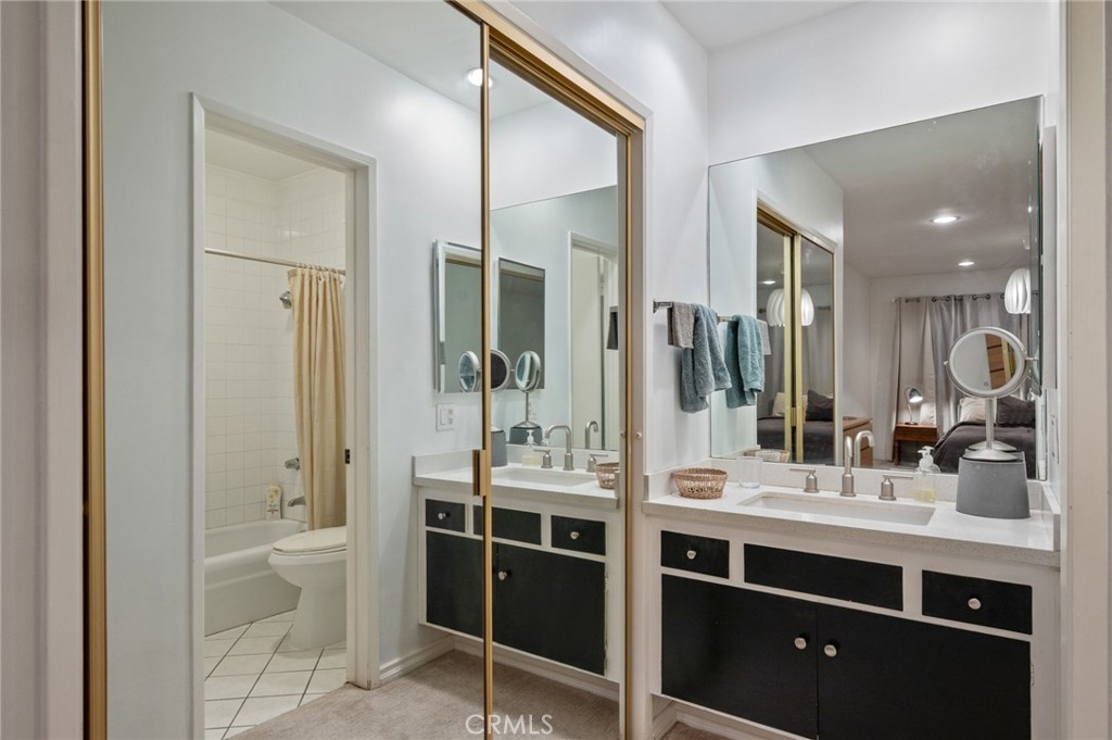 2345 Roscomare Road, Unit 302 Los Angeles, CA 90077 - Photo 14 of 37