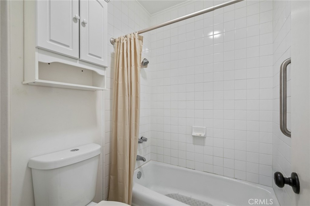 2345 Roscomare Road, Unit 302 Los Angeles, CA 90077 - Photo 16 of 37