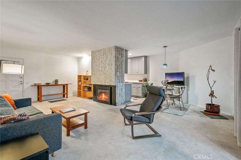 2345 Roscomare Road, Unit 302 Los Angeles, CA 90077 - Photo 18 of 37