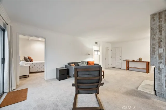 $790,000 | 2345 Roscomare Road, Unit 302, Los Angeles, CA 90077