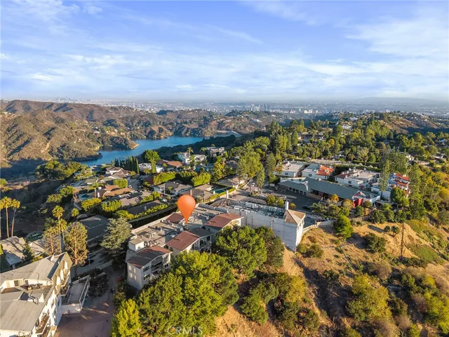 $790,000 | 2345 Roscomare Road, Unit 302, Los Angeles, CA 90077