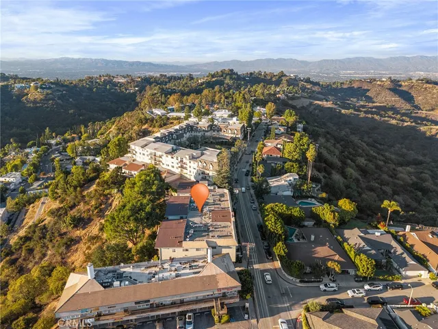 $790,000 | 2345 Roscomare Road, Unit 302, Los Angeles, CA 90077