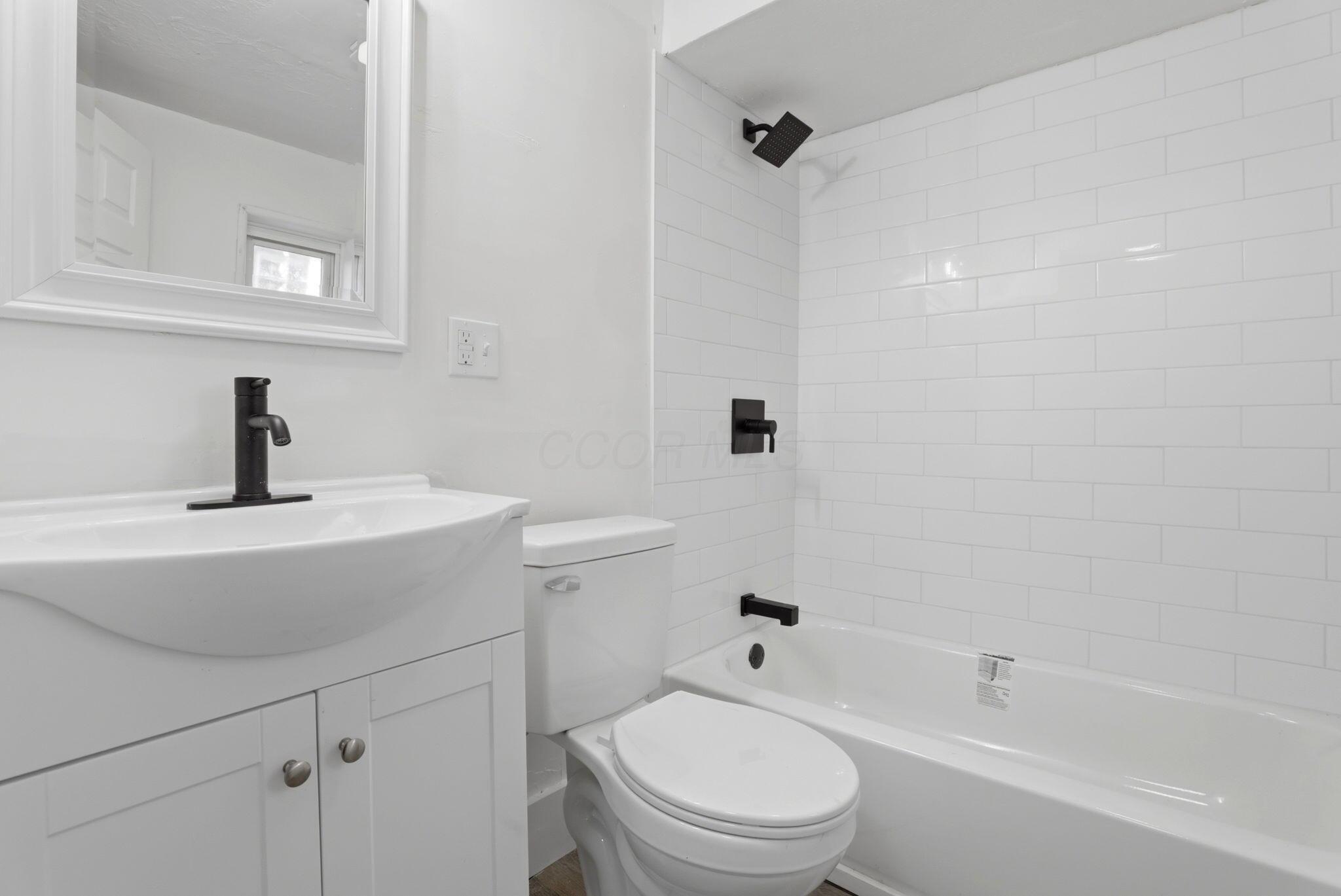 1127 Rumsey Road Columbus, OH 43207 - Photo 16 of 33