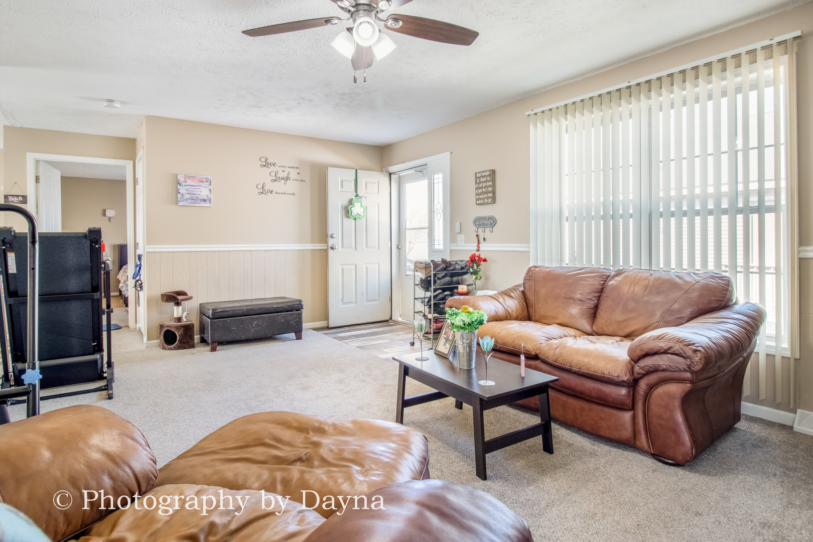 61 St Pauls Drive Bourbonnais, IL 60914 - Photo 3 of 17 a living room with furniture and a flat screen tv