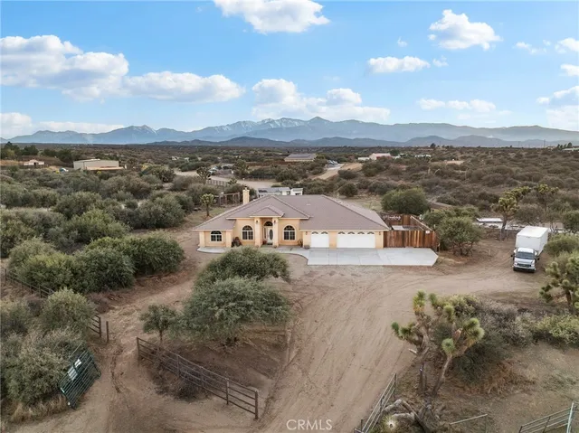 $627,500 | 8328 Chateau Road, Phelan, CA 92371