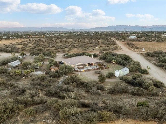 $627,500 | 8328 Chateau Road, Phelan, CA 92371