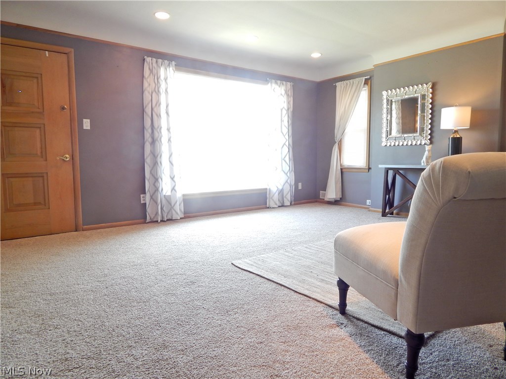 6336 Stanbury Road Parma, OH 44129 - Photo 5 of 20
