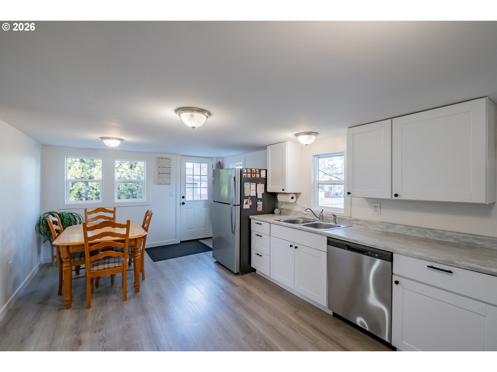 269 South Second Street Lebanon, OR 97355 - Photo 4 of 23